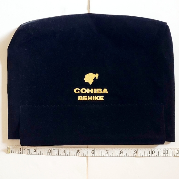 Cohiba Behike Black Velvet Pouch - Picture 3 of 7